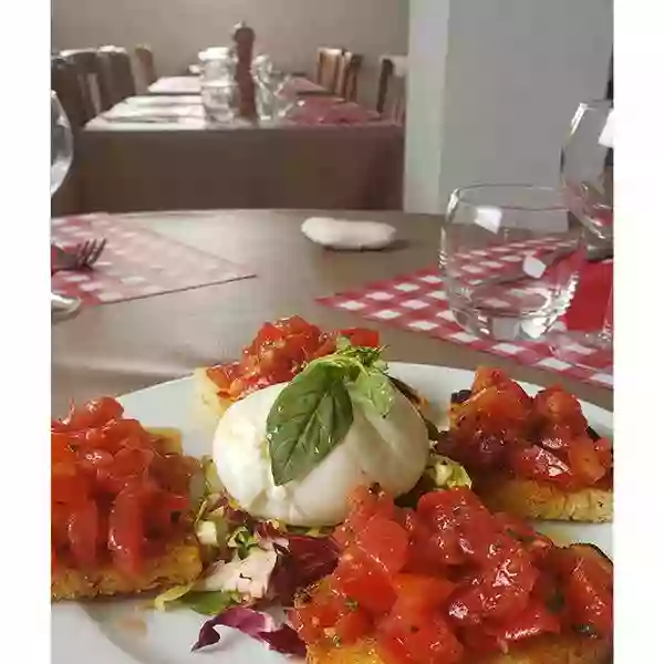 Aux amis Auguste - Restaurant La Turbie - manger a LA TURBIE